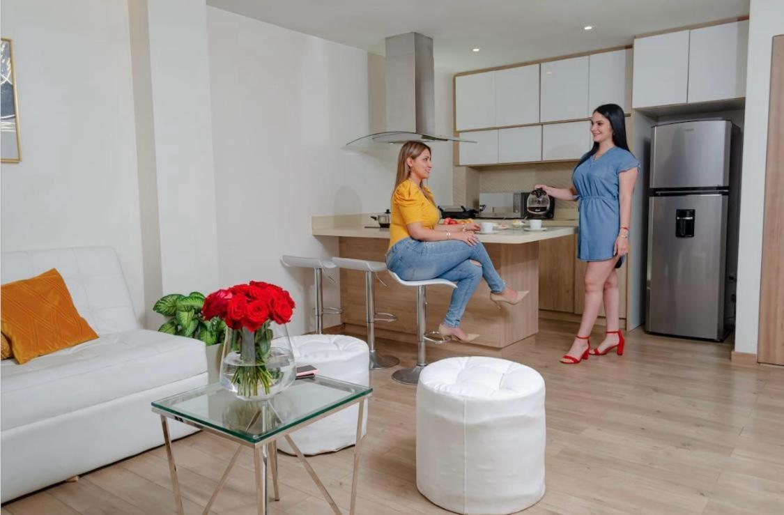 Hotel Brist0L Suites Centro Historico Cuenca Luaran gambar