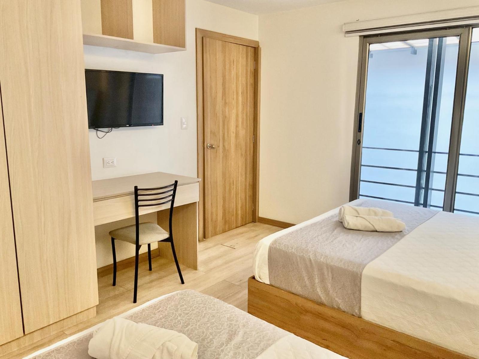 Hotel Brist0L Suites Centro Historico Cuenca Luaran gambar