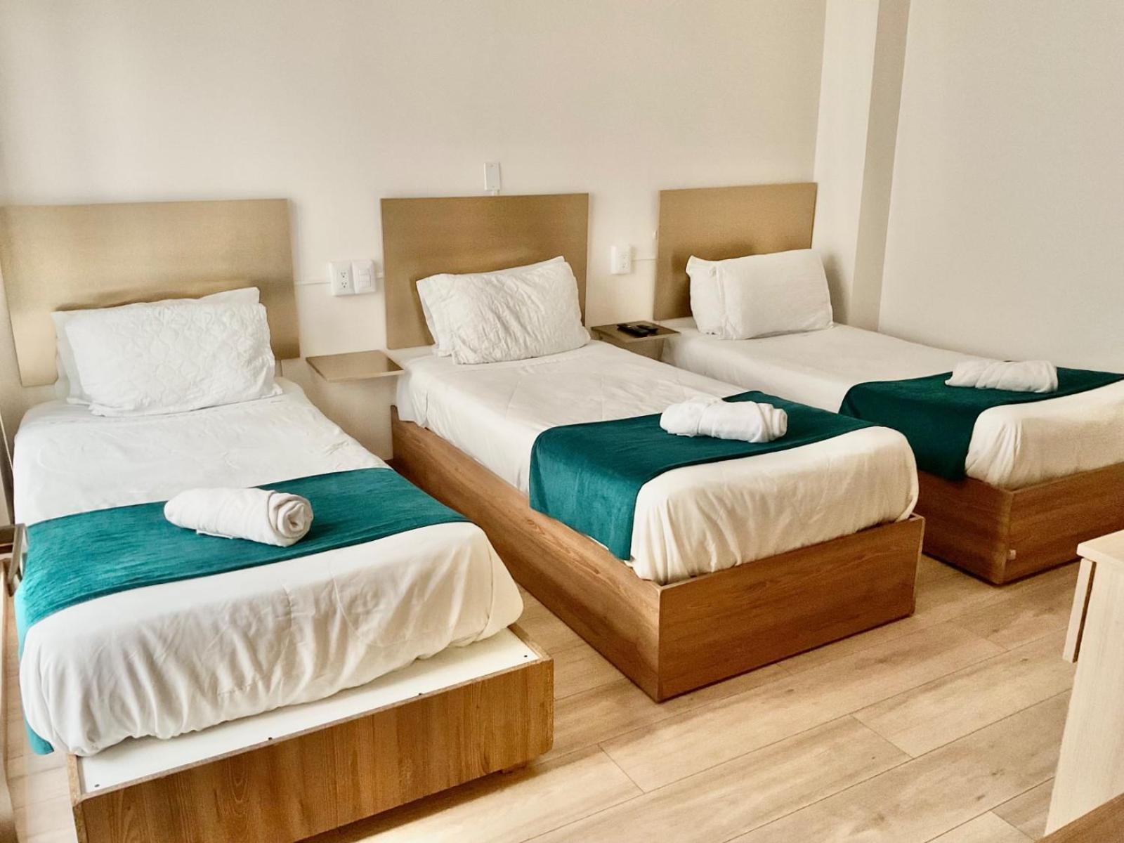 Hotel Brist0L Suites Centro Historico Cuenca Luaran gambar