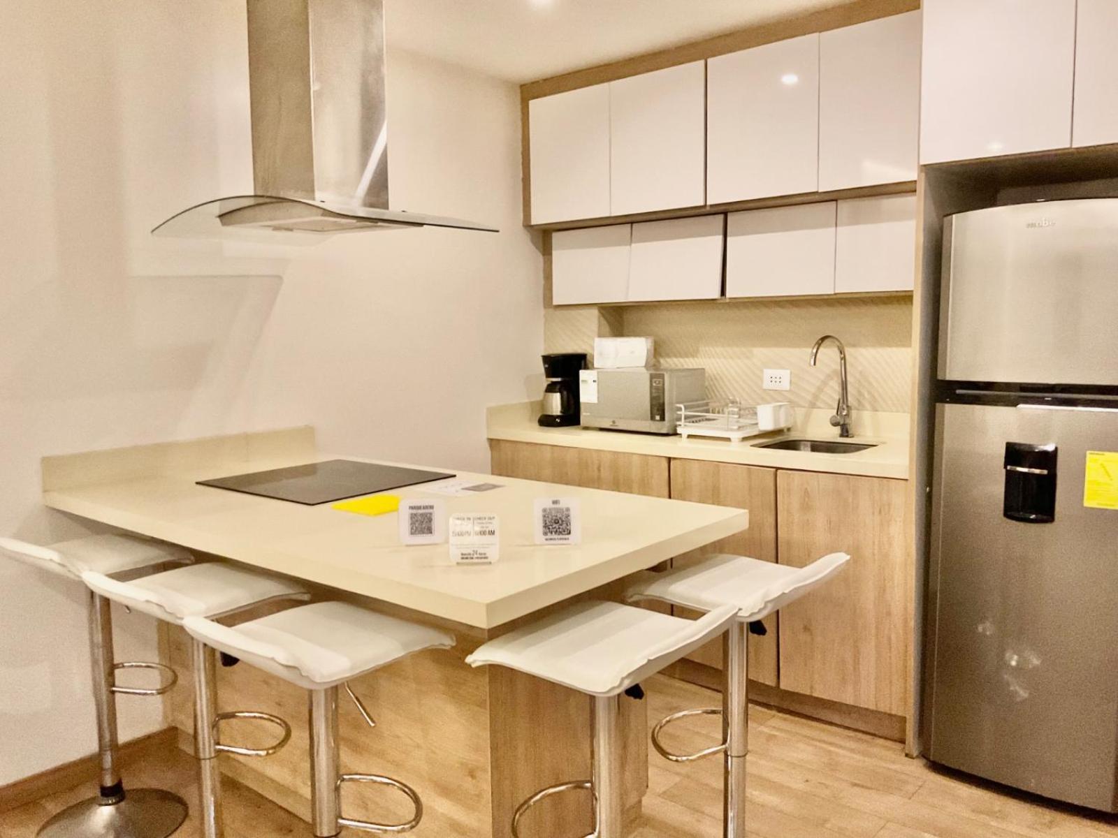 Hotel Brist0L Suites Centro Historico Cuenca Luaran gambar