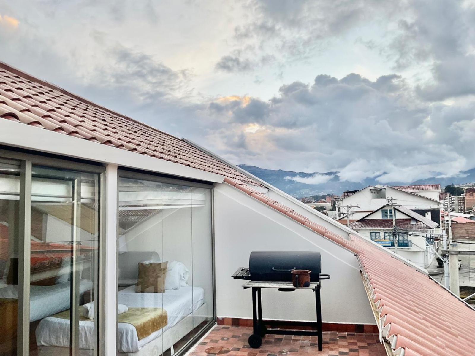 Hotel Brist0L Suites Centro Historico Cuenca Luaran gambar