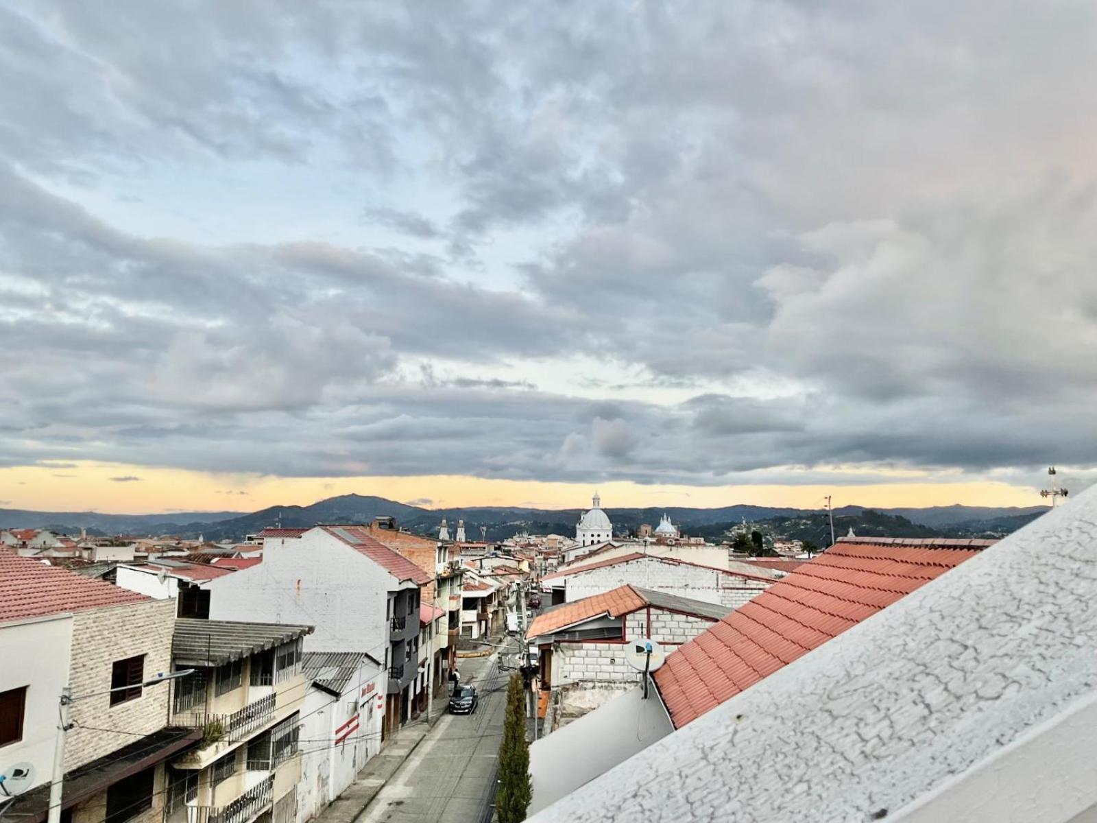 Hotel Brist0L Suites Centro Historico Cuenca Luaran gambar